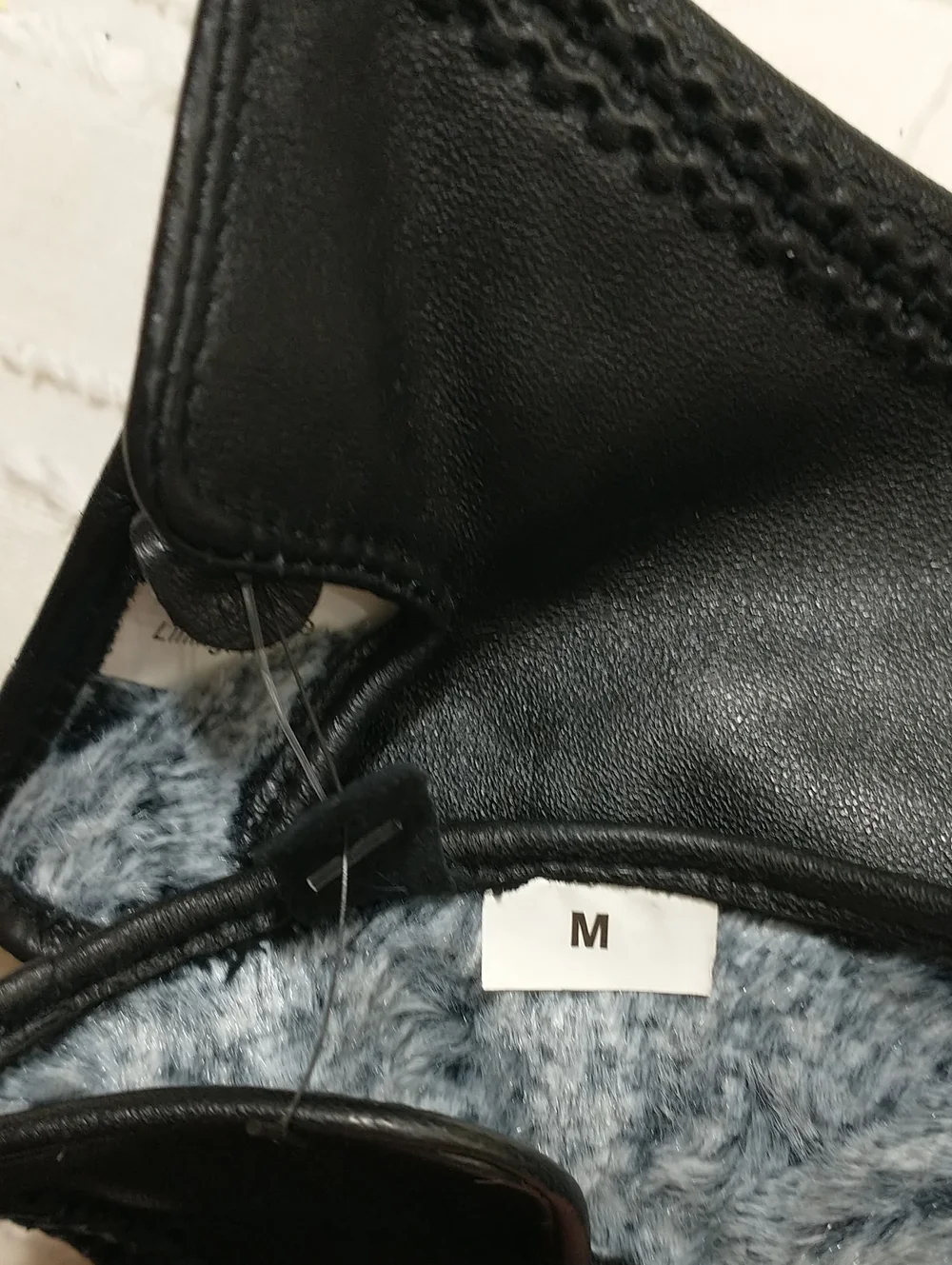 NEW Ladies Sheepskin Black Lined Gloves, Size M, Winter Outdoors, Braid Detail